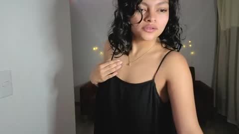 Snapshot of candela___ chatting on May 2026 09:04:01 AM Cancela online show from May 2026 09:04:01 AM