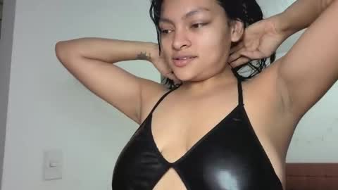Snapshot of candela___ chatting on May 2026 09:04:01 AM Cancela online show from May 2026 09:04:01 AM