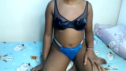 candiemaya online show from May 2026 04:53:01 AM