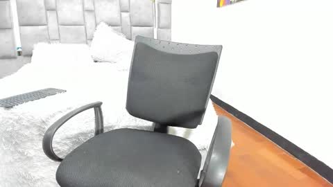 Candy  And Andy  online show from October 2025 02:12:01 PM