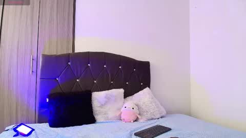 candy_blissx online show from September 2025 11:45:01 AM