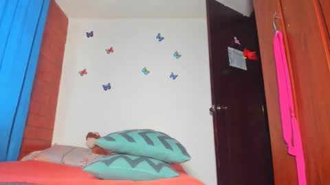 Snapshot of candy_browm1 chatting on April 2026 11:49:01 AM Candy Brown online show from April 2026 11:49:01 AM