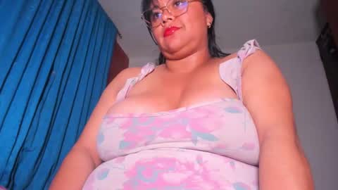 Snapshot of candy_browm1 chatting on May 2026 01:36:01 AM Candy Brown online show from May 2026 01:36:01 AM