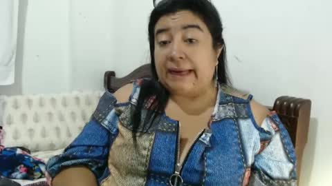 Snapshot of candy_candi chatting on January 2025 11:36:02 PM lucy online show from January 2025 11:36:02 PM