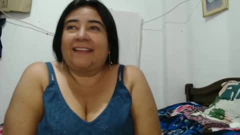 Snapshot of candy_candi chatting on January 2025 02:17:01 AM lucy online show from January 2025 02:17:01 AM