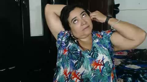 Snapshot of candy_candi chatting on January 2025 03:09:02 AM lucy online show from January 2025 03:09:02 AM