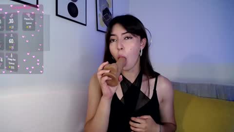 Snapshot of candy_canee chatting on December 2024 09:00:01 PM online show from December 2024 09:00:01 PM