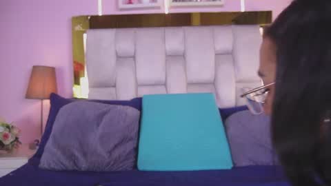 Paula 3 online show from July 2026 07:04:01 PM