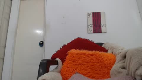 Snapshot of candy_cumy1 chatting on January 2025 12:43:02 AM Dayan Camila online show from January 2025 12:43:02 AM