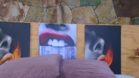 Jolie online show from November 2025 10:12:01 PM