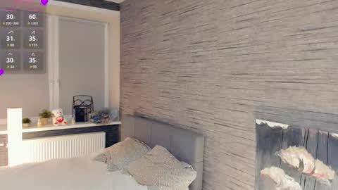 Snapshot of candy_flo chatting on February 2025 10:07:02 PM Flora online show from February 2025 10:07:02 PM