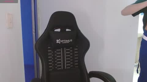 Snapshot of candy_giuliana21 chatting on February 2026 01:01:02 AM candy_giuliana21 online show from February 2026 01:01:02 AM