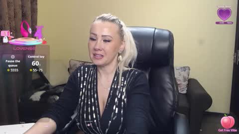candy_hellenx online show from January 2026 05:33:02 AM