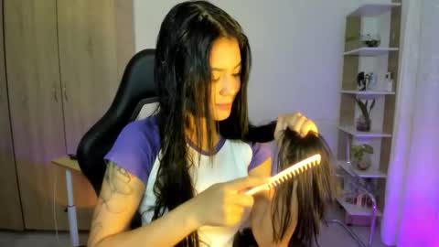 Snapshot of candy_hes chatting on November 2025 08:19:02 PM Nickol online show from November 2025 08:19:02 PM