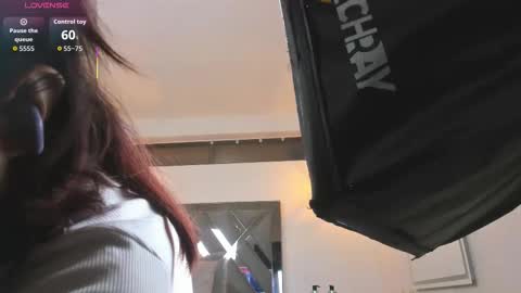 Candy hot online show from January 2026 08:36:02 PM