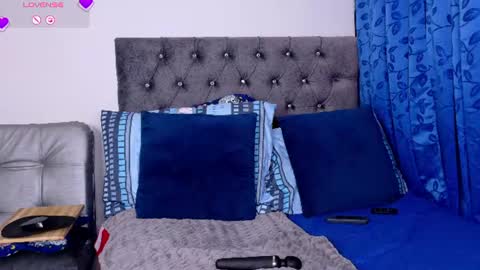 YECENIA - online show from June 2026 05:59:01 AM