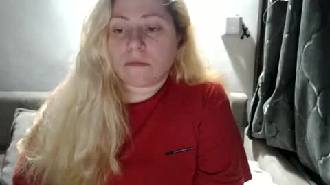 Snapshot of candycream74 chatting on February 2025 06:26:02 PM Laura online show from February 2025 06:26:02 PM