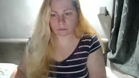 Snapshot of candycream74 chatting on February 2025 05:37:01 PM Laura online show from February 2025 05:37:01 PM