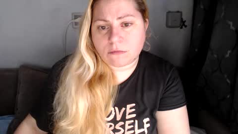 Snapshot of candycream74 chatting on February 2025 09:56:02 AM Laura online show from February 2025 09:56:02 AM