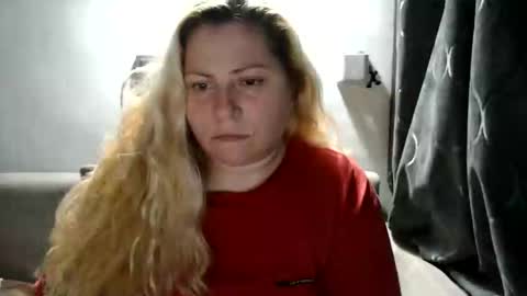 Snapshot of candycream74 chatting on February 2025 07:17:02 PM Laura online show from February 2025 07:17:02 PM