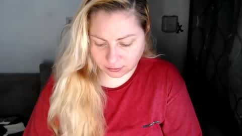 Snapshot of candycream74 chatting on February 2025 02:03:02 PM Laura online show from February 2025 02:03:02 PM