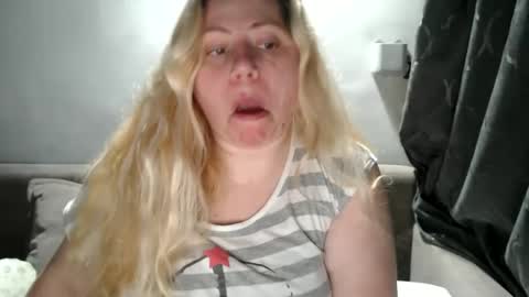 Snapshot of candycream74 chatting on March 2025 05:07:02 PM Laura online show from March 2025 05:07:02 PM