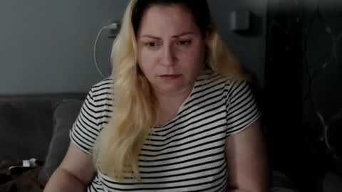 Snapshot of candycream74 chatting on September 2025 04:52:02 PM Laura online show from September 2025 04:52:02 PM