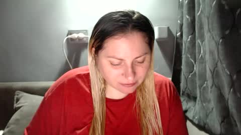 Snapshot of candycream74 chatting on October 2025 07:36:02 PM Laura online show from October 2025 07:36:02 PM