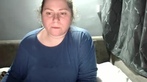 Snapshot of candycream74 chatting on October 2025 03:51:01 PM Laura online show from October 2025 03:51:01 PM