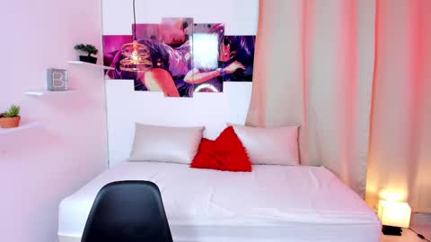 Candy online show from March 2025 12:22:02 AM