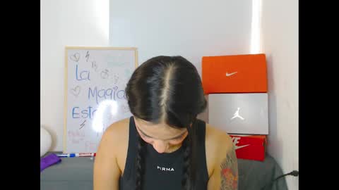 Sara online show from September 2025 06:08:01 PM