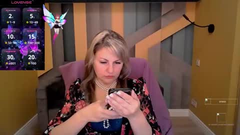 CandyLons online show from November 2025 06:35:01 AM