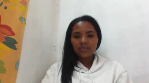 Snapshot of candysourensx chatting on May 2026 05:23:01 AM CandySourensx online show from May 2026 05:23:01 AM