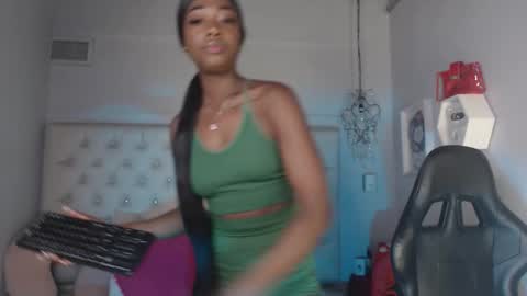 Candy Ebony online show from January 2026 03:09:01 AM