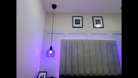 Snapshot of candyyvega chatting on April 2026 04:33:02 AM candyyvega online show from April 2026 04:33:02 AM