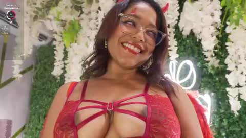 canela_montiel online show from June 2026 01:31:01 PM