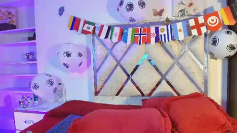 Canelitha online show from July 2026 05:51:02 PM