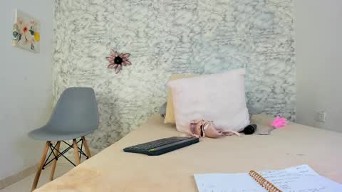 Canhela online show from February 2025 08:54:02 AM