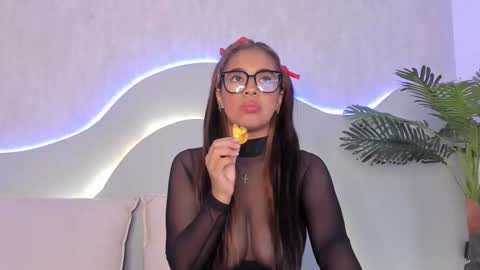 Snapshot of cannelasmith chatting on February 2026 06:11:01 PM cannelasmith online show from February 2026 06:11:01 PM