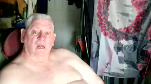 canoelicker69 online show from May 2026 02:55:01 PM