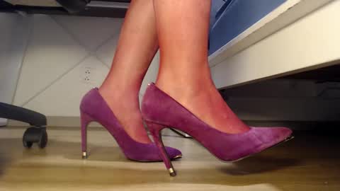 Miss Di online show from October 2025 02:59:01 PM