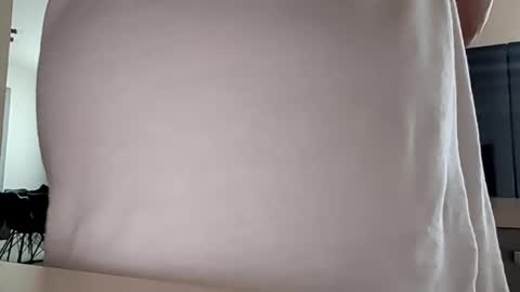 capo18877 online show from May 2026 08:00:01 AM