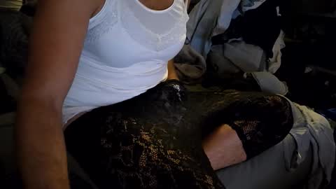 Snapshot of capoo24 chatting on October 2025 02:09:02 AM capoo24 online show from October 2025 02:09:02 AM