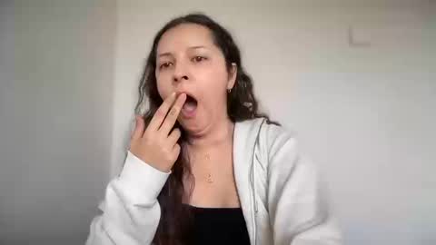 Emma online show from September 2025 07:32:01 AM