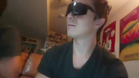 captain_chris8 online show from October 2025 11:35:02 PM