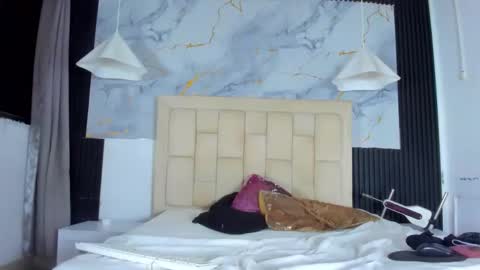 Snapshot of caraiosh_ chatting on February 2026 10:53:02 AM Cara online show from February 2026 10:53:02 AM