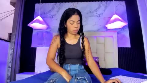 Snapshot of caraiosh_ chatting on February 2026 12:04:01 PM Cara online show from February 2026 12:04:01 PM