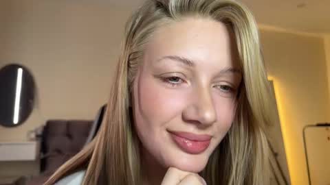 Snapshot of caramel_way chatting on February 2026 11:26:02 AM Stella online show from February 2026 11:26:02 AM