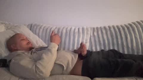 caramelizedzeus online show from November 2025 01:27:02 AM