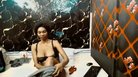 caramelminxx_ online show from July 2026 07:57:01 AM